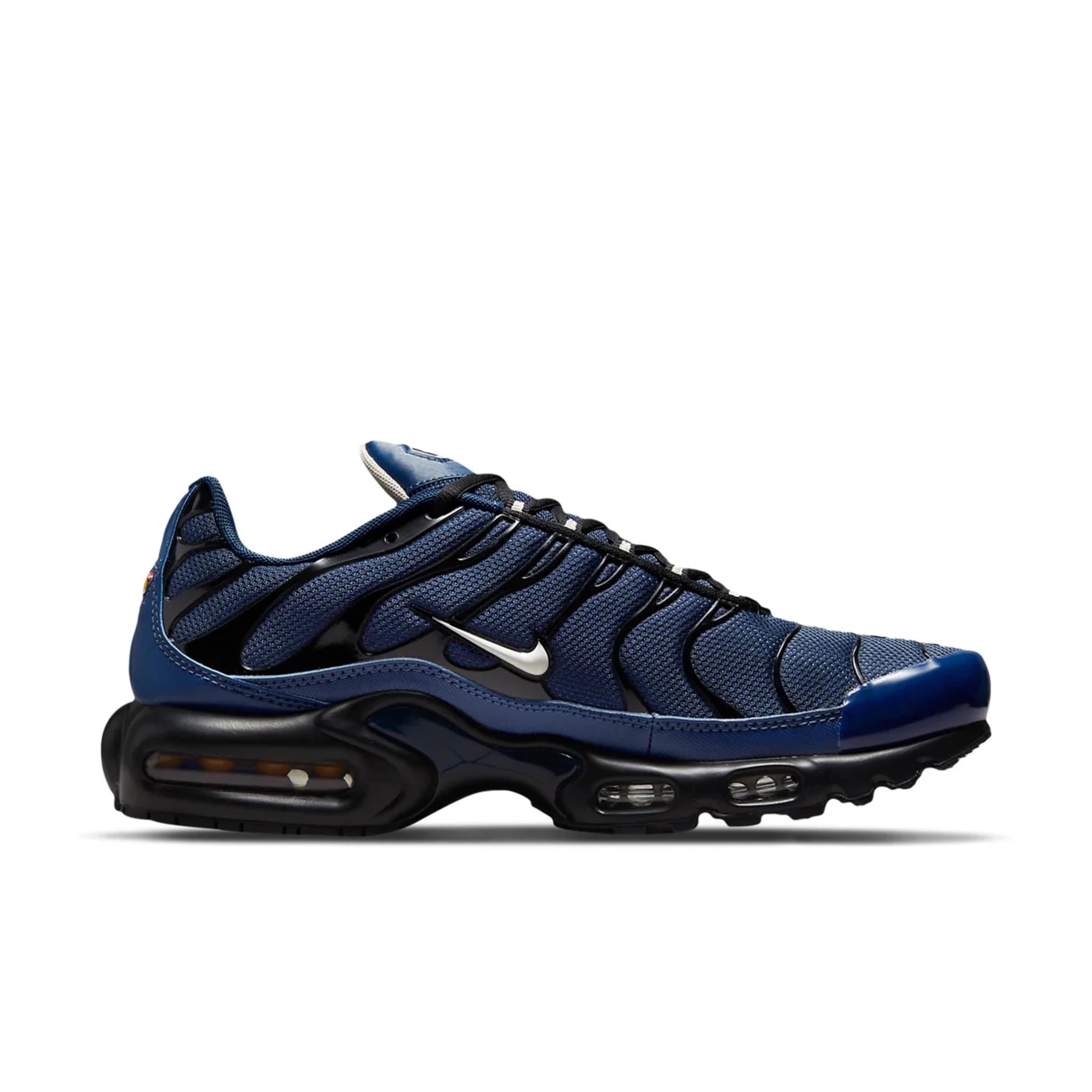 Nike Air Max Plus Midnight Navy Black — side profile detail | Urban Kinetic Wear UK